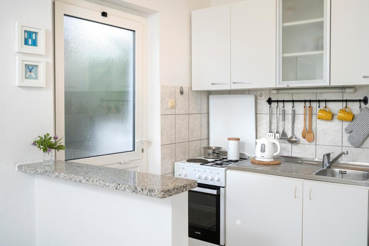 Apartments Bogdanic Stari Grad  Exterior photo