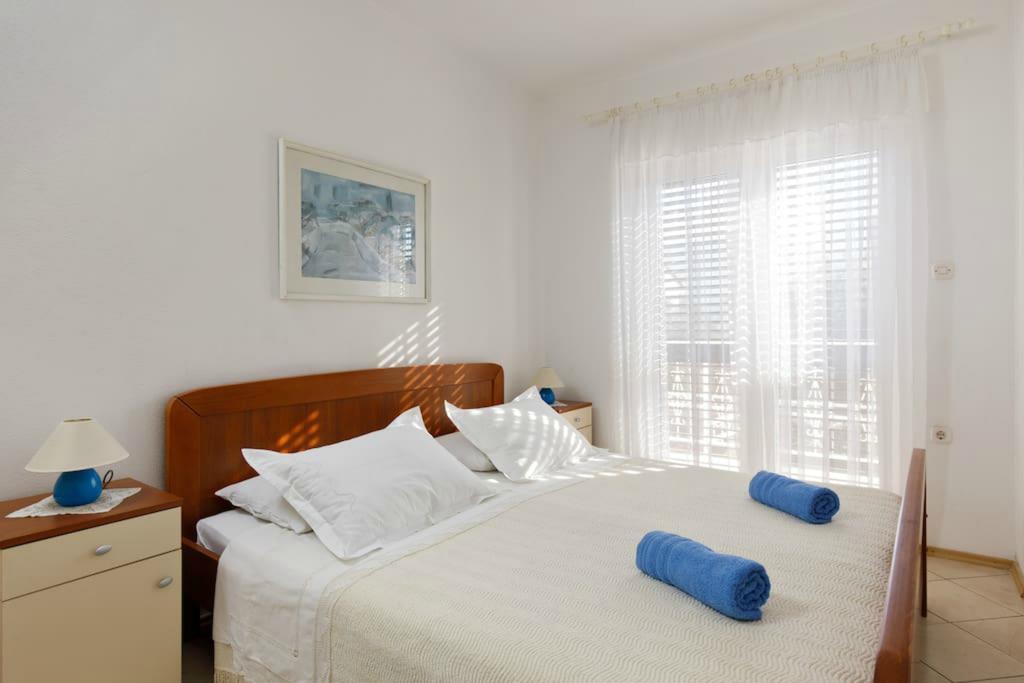 Apartments Bogdanic Stari Grad  Exterior photo